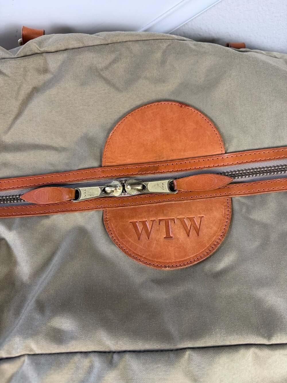 WTW Traveler Duffle Bag Leather-Trim Canvas Tan Weekender Bag - Picture 3 of 8